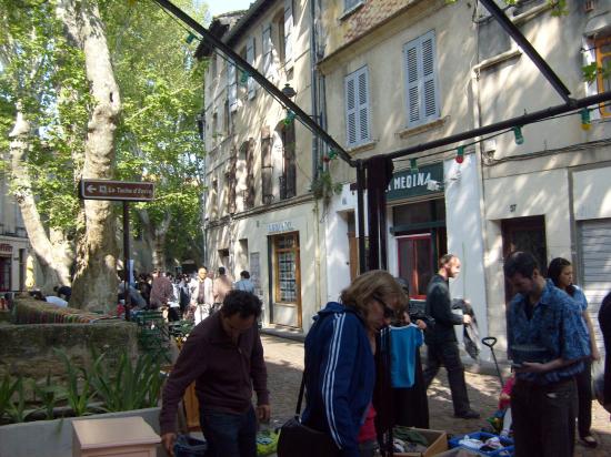 vide grenier 25 avril 2010