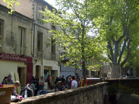 vide grenier 25 avril 2010